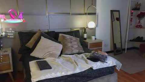 Lina online show from 04-08-26, 07:25