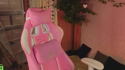 LINA online show from 02-11-26, 01:10