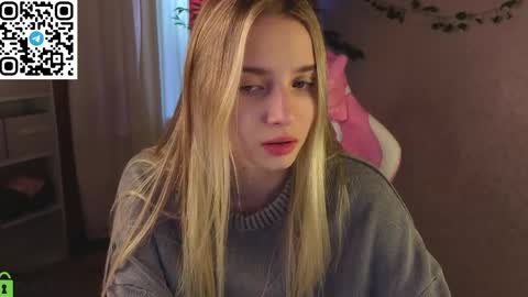 Snapshot of lina_reeds chatting on 04-07-26, 01:17 LINA online show from 04-07-26, 01:17