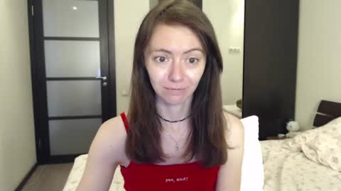 Snapshot of lina_rouge_ chatting on 06-26-26, 04:50 Lina Rouge online show from 06-26-26, 04:50
