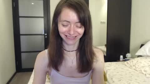 Snapshot of lina_rouge_ chatting on 06-27-26, 12:26 Lina Rouge online show from 06-27-26, 12:26