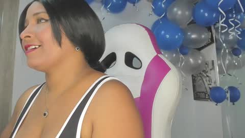 LINA SANCHEZ online show from 01-21-25, 05:09