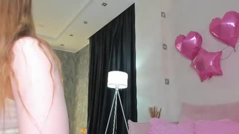 Snapshot of lina_smilee chatting on 06-13-26, 01:03 Lina online show from 06-13-26, 01:03