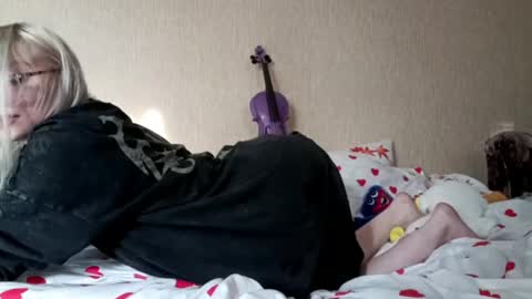 Snapshot of lina_sun1 chatting on 05-31-26, 03:30 lina_sun1 online show from 05-31-26, 03:30