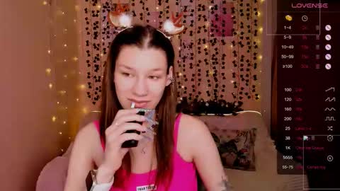 Lina online show from 12-21-25, 06:09