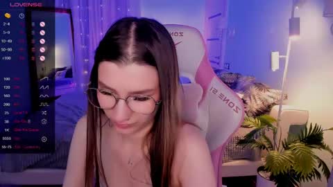 Lina online show from 04-23-26, 12:29