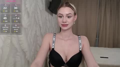 Snapshot of linacute52 chatting on 02-11-25, 10:28 linacute52 online show from 02-11-25, 10:28