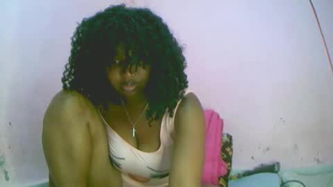 linah1123 online show from 10-10-25, 10:47