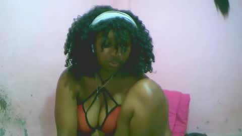 linah1123 online show from 10-29-25, 04:37