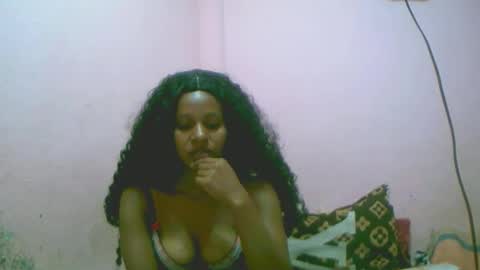 linah1123 online show from 12-02-25, 11:11