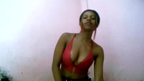 linah1123 online show from 03-11-26, 09:48