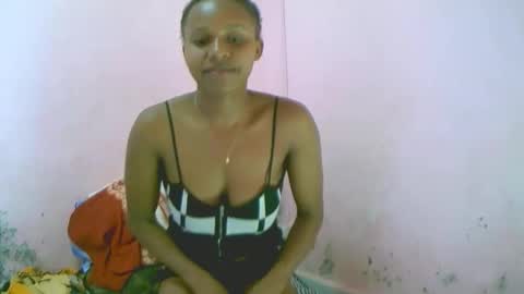 linah1123 online show from 04-12-26, 06:24