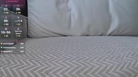 Lina online show from 02-28-25, 10:20