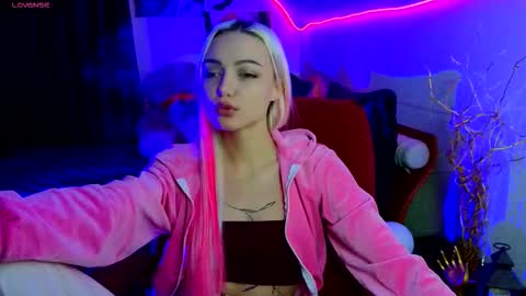 I am Lina online show from 11-09-25, 01:31