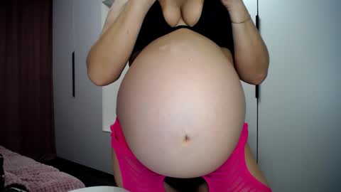 Snapshot of linasparks chatting on 12-09-24, 08:12 Lina Sparks online show from 12-09-24, 08:12