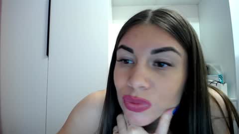 Snapshot of linasparks chatting on 12-15-24, 10:47 Lina Sparks online show from 12-15-24, 10:47