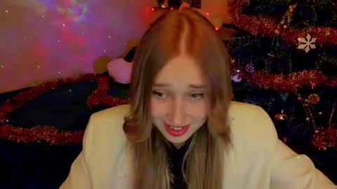 Snapshot of linatruly chatting on 12-28-24, 08:04 Lina online show from 12-28-24, 08:04