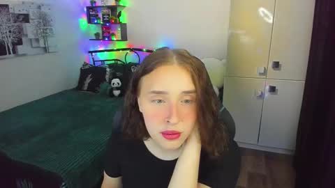 Lina online show from 03-06-26, 10:28