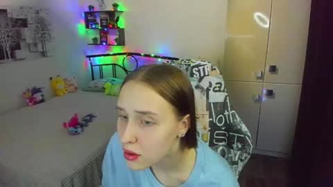 Lina online show from 04-27-26, 09:24