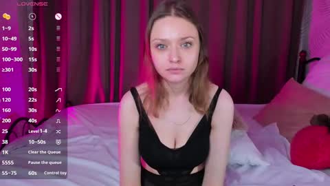 Snapshot of linda__bryant chatting on 12-05-24, 01:47 Linda GMT2 Mon Tu Fri Sa Su 0300am-1000 am online show from 12-05-24, 01:47