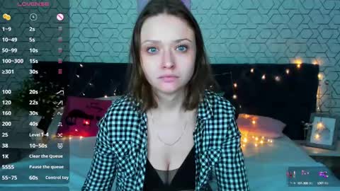 Snapshot of linda__bryant chatting on 02-02-25, 03:32 Linda GMT2 Mon Tu Fri Sa Su 0300am-1000 am online show from 02-02-25, 03:32