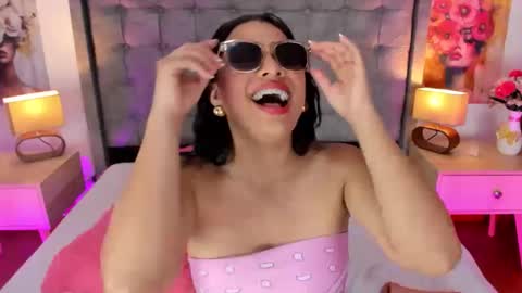 Linda Fosterr online show from 04-24-26, 08:44