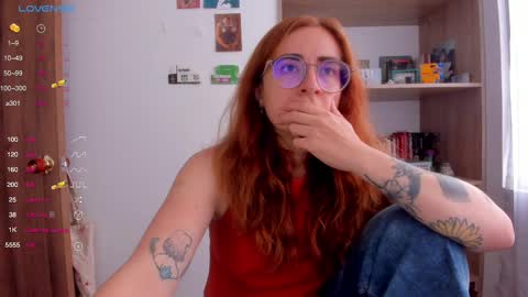 Giggles  online show from 02-13-25, 02:52