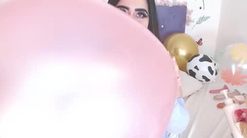 Snapshot of linda_jay_ chatting on 03-15-26, 02:06 Linda online show from 03-15-26, 02:06