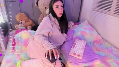 Snapshot of linda_milleer_ chatting on 01-18-26, 05:11 Lindaa maria online show from 01-18-26, 05:11