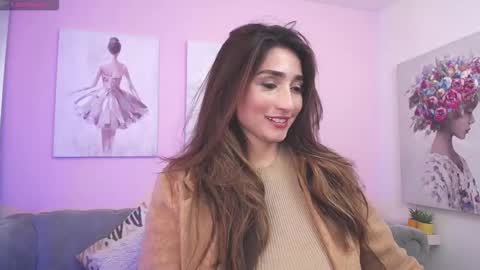 Maria Paula online show from 10-01-25, 12:11