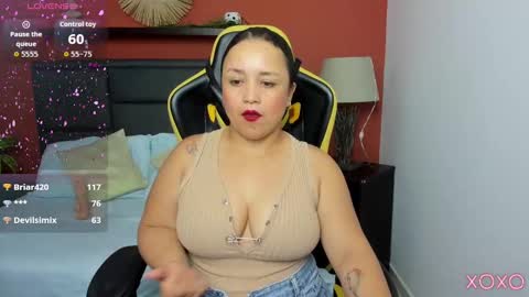 Snapshot of linda_rios_ chatting on 09-20-25, 08:37 L I N D A online show from 09-20-25, 08:37
