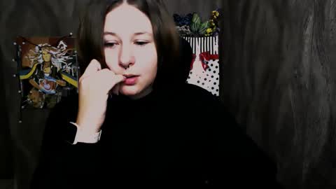 Snapshot of linda_s_ chatting on 09-25-25, 09:13 Linda online show from 09-25-25, 09:13