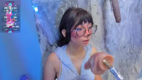 linda_sofi__ online show from 10-31-25, 07:59
