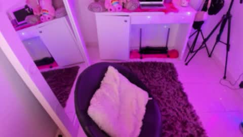 linda miller online show from 10-26-25, 03:56