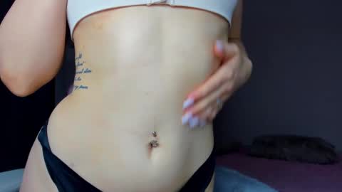 linda Mon Tue Thu Fri Sun Sa GMT 3 1000pm - 1700pm  online show from 01-07-25, 08:31