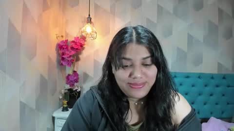 Snapshot of lindabreexlove chatting on 01-18-26, 05:39 online show from 01-18-26, 05:39