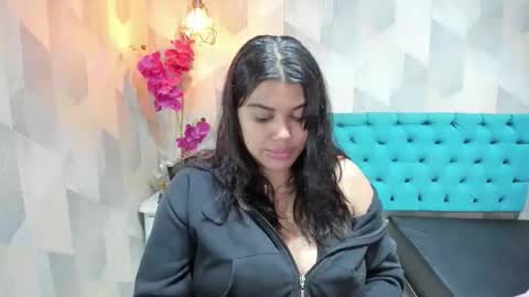 Snapshot of lindabreexlove chatting on 03-14-26, 04:01 online show from 03-14-26, 04:01