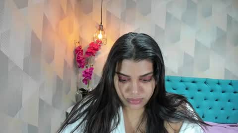 Snapshot of lindabreexlove chatting on 07-03-26, 03:57 online show from 07-03-26, 03:57