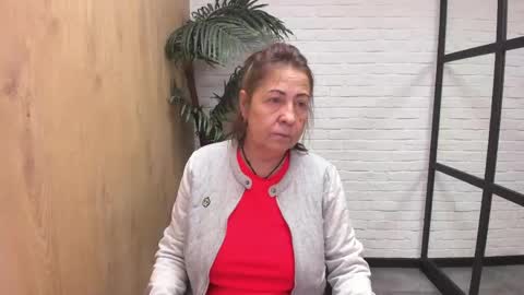 Linda online show from 04-28-26, 05:12