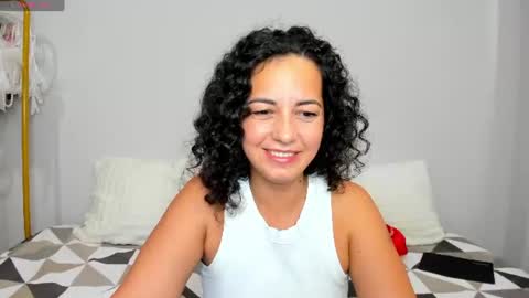 Linda online show from 06-29-26, 01:12