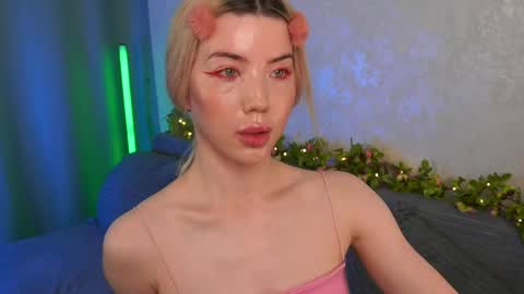 Linda online show from 05-25-26, 04:07