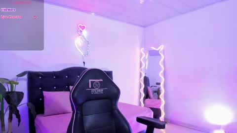 Linda  online show from 04-26-26, 03:26