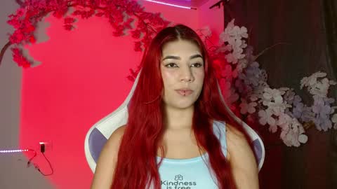 LINDSEYFERRER online show from 04-09-26, 09:09