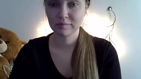 Anna online show from 03-21-26, 10:42