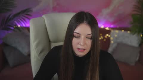 Lindsy online show from 04-06-26, 07:04