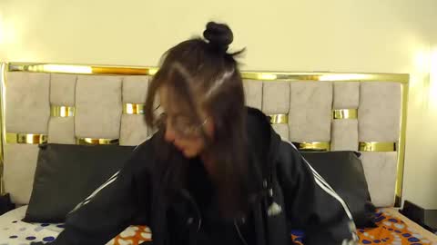 ling ling24 online show from 03-11-25, 03:16