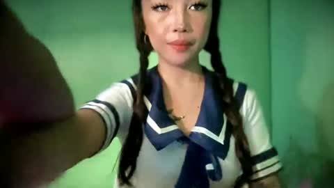 Snapshot of linkingqueens chatting on 12-21-25, 09:38 linkingqueens online show from 12-21-25, 09:38