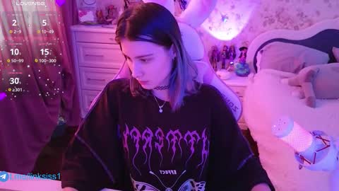 Snapshot of linksiss chatting on 11-22-25, 05:39 linksiss online show from 11-22-25, 05:39