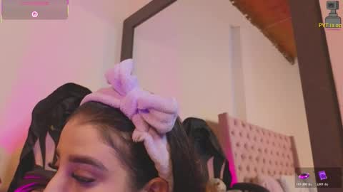 Snapshot of linoshka_1 chatting on 03-12-26, 08:37 Luciana online show from 03-12-26, 08:37