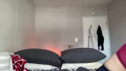 linusloves online show from 02-08-26, 08:01